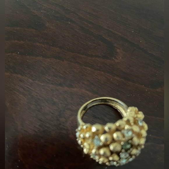 Vintage Crown Trifari nugget dome ring - Picture 11 of 11